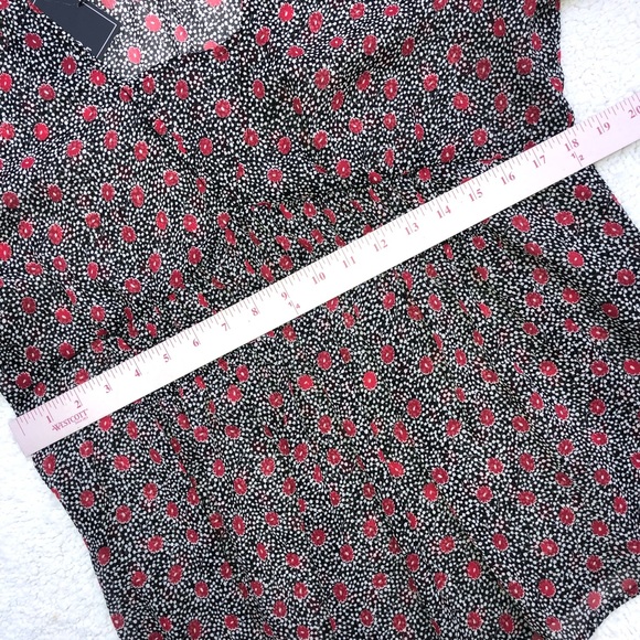 Floral tunic top size XXL red black white NWT 3/4 sleeve - Picture 11 of 13